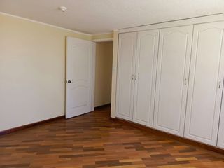 Foto 5 de En Venta Amplio Departamento Sector Centro Comercial El Bosque