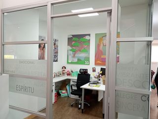 Foto 4 de ¡OPORTUNIDAD ÚNICA EN URDESA! Local Comercial de Lujo con 8 Parqueos (Venta/Alquiler)