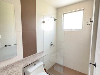 Foto 13 de ARRIENDO / VENDO LINDA CASA EN CONJUNTO CUMBAYA