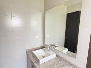 Foto 16 de ARRIENDO / VENDO LINDA CASA EN CONJUNTO CUMBAYA