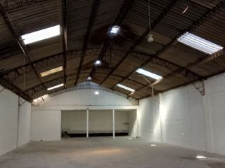 Foto 4 de SE RENTA GALPON, PUEDE USARSE COMO BODEGA, EN A GALO PLAZA