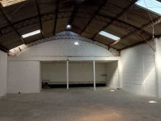 Foto 6 de SE RENTA GALPON, PUEDE USARSE COMO BODEGA, EN A GALO PLAZA