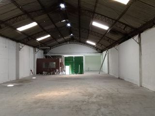 Foto 9 de SE RENTA GALPON, PUEDE USARSE COMO BODEGA, EN A GALO PLAZA