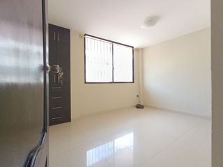 Foto 5 de Venta Casa Remodelada con Garaje Urdesa Central Guayaquil