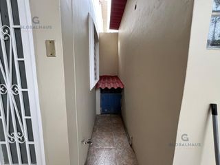Foto 15 de Venta Casa con suite independiente Samanes 6  Guayaquil