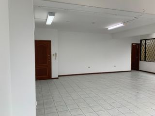 Foto 8 de Oficina de arriendo sector centro norte de quito cerca al mall el jardín