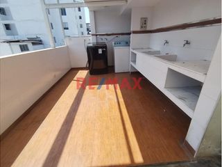 Foto 3 de Casa En Venta De Ocasión Por Mudanza - Sta Catalina, La Victoria.