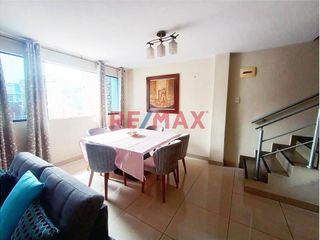 Foto 3 de Amplio Duplex En Ate A Un Paso De Parque Ceres Y Cerca A Real Plaza Puruchuco