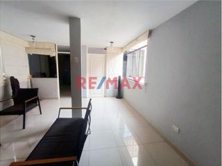 Foto 10 de Amplio Duplex En Ate A Un Paso De Parque Ceres Y Cerca A Real Plaza Puruchuco