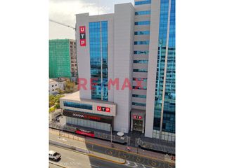 Foto 3 de ¡Departamento En Centro De Lima! Espacioso Flat De 86M² En La Cuadra 02 De La Arequipa
