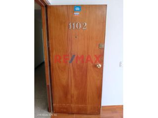 Foto 9 de ¡Departamento En Centro De Lima! Espacioso Flat De 86M² En La Cuadra 02 De La Arequipa