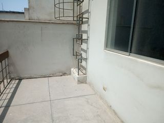 Foto 12 de CASA EN MIRAFLORES, CALLE TACNA, ESPECTACULAR ZONA  DE PARQUES PARA PROYECTO IINMOBILIARIO