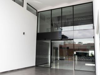 Foto 2 de Excelente Oficina - Sector Iñaquito - Edificio Nuevo