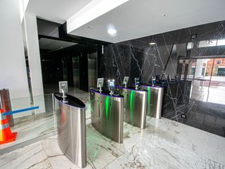 Foto 5 de Excelente Oficina - Sector Iñaquito - Edificio Nuevo