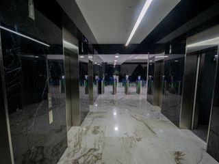 Foto 6 de Excelente Oficina - Sector Iñaquito - Edificio Nuevo