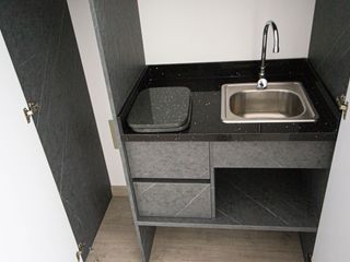 Foto 11 de Excelente Oficina - Sector Iñaquito - Edificio Nuevo