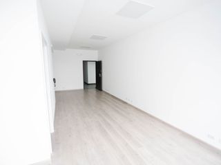 Foto 14 de Excelente Oficina - Sector Iñaquito - Edificio Nuevo