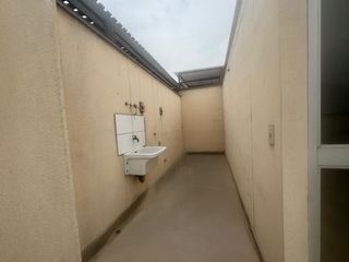 Foto 33 de ✨🏠 Amplio, iluminado y frente a la 🏊‍♀️ piscina: Dúplex familiar en el mejor clima de Lima ☀️🌿