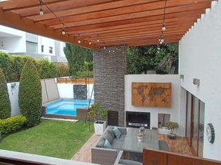 Foto 1 de Casa en renta en Cumbayá – Sector El Cebollar
