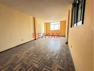 Foto 4 de Se Vende Casa De 4 Pisos Cerca A Gamarra