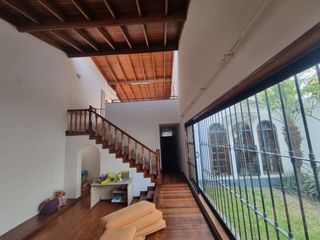 Foto 5 de Linda Casa Amplios Jardines, 1000 m² - Alameda La Molina Vieja Zona Cerrada