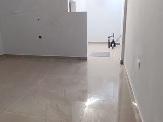 Foto 9 de 🏪 Local Comercial Estratégico En Tinguiña – Frente A Precio Uno