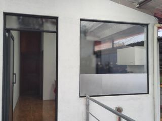Foto 14 de URCUQUI, VENDO CASA COLONIAL, CON LOCAL Y DOS SUITES