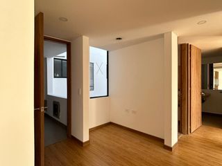 Foto 10 de SE VENDE APARTAMENTO BARRIO CENTENARIO