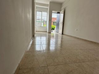 Foto 9 de SE ALQUILA APARTAMENTO EN URBANIZACION PAPAYAL PALMIRA