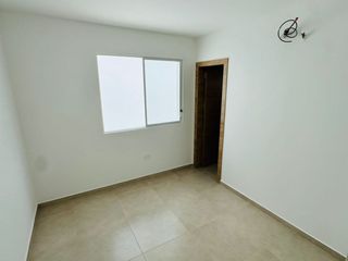Foto 30 de Venta de casa de 3 habitaciones en urbanización privada, Sur de Manta.