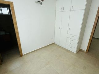 Foto 32 de Venta de casa de 3 habitaciones en urbanización privada, Sur de Manta.