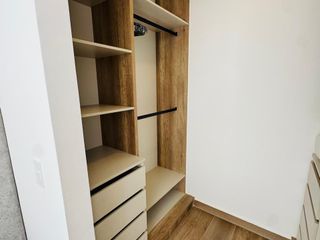 Foto 17 de Venta de departamento amoblado de 3 habitaciones en urbanización Porto Manta.
