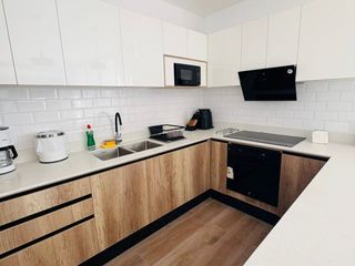 Foto 8 de Venta de departamento amoblado de 3 habitaciones en urbanización Porto Manta.