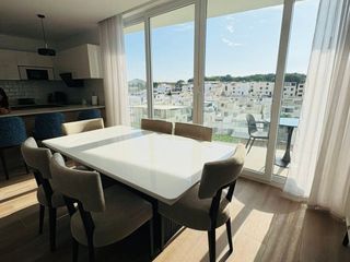 Foto 5 de Venta de departamento amoblado de 3 habitaciones en urbanización Porto Manta.