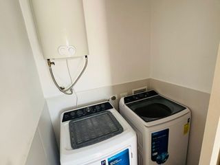 Foto 31 de Venta de departamento amoblado de 3 habitaciones en urbanización Porto Manta.