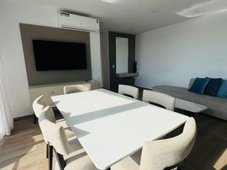 Foto 6 de Venta de departamento amoblado de 3 habitaciones en urbanización Porto Manta.