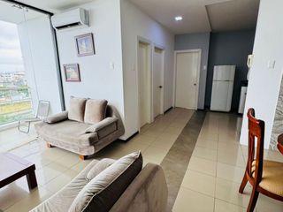 Foto 33 de Venta de departamento de 2 habitaciones amoblado frente a Playa El Murciélago en Manta.