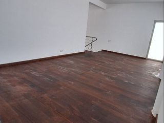 Foto 15 de ALQUILO CASA JR. LOS ALPES - URB. ASOC. DE VIVIENDA LOS HUERTOS DE LA MOLINA  LA MOLINA