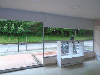 Foto 3 de Local en arriendo en Los Alpes