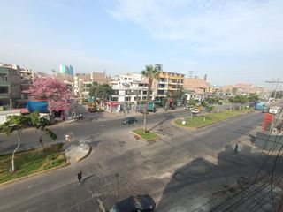 Foto 4 de OFICINA EN ALQUILER 4TO PISO EN AV. MAYOLO