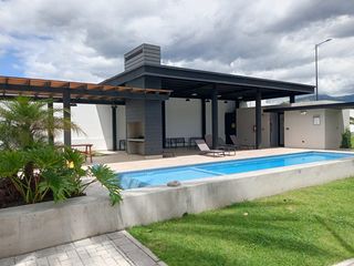 Foto 5 de LINDA Y COMODA CASA DE RENTA EN TUMBACO SECTOR HILACRIL