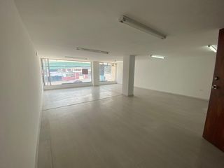 Foto 1 de Oficina de arriendo centro norte de quito avenida de la república