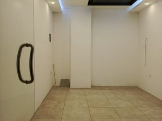 Foto 7 de LOCAL COMERCIAL EN RENTA O VENTA EN PLAZA REAL CALDERÓN