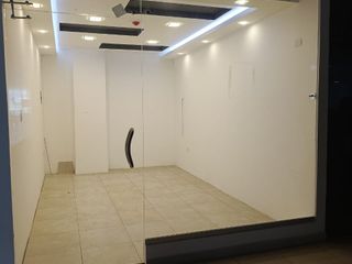 Foto 8 de LOCAL COMERCIAL EN RENTA O VENTA EN PLAZA REAL CALDERÓN