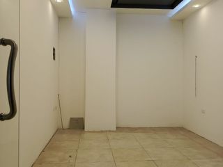Foto 5 de LOCAL COMERCIAL EN RENTA O VENTA EN PLAZA REAL CALDERÓN