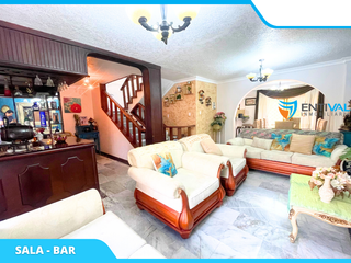 Foto 7 de VENDO CASA más 2 suites en Los Rosales – Segunda Etapa