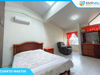 Foto 10 de VENDO CASA más 2 suites en Los Rosales – Segunda Etapa