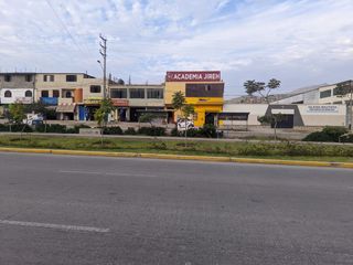 Foto 6 de EN VENTA TERRENO COMERCIAL DE 780.4 M²  AV VICTOR MALAZQUEZ  -PACHACAMAC