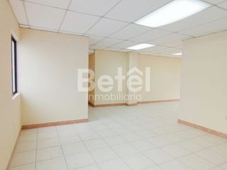 Foto 1 de Oficina de 40m2 en renta en Centro Histórico Cuenca