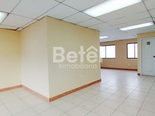 Foto 3 de Oficina de 40m2 en renta en Centro Histórico Cuenca
